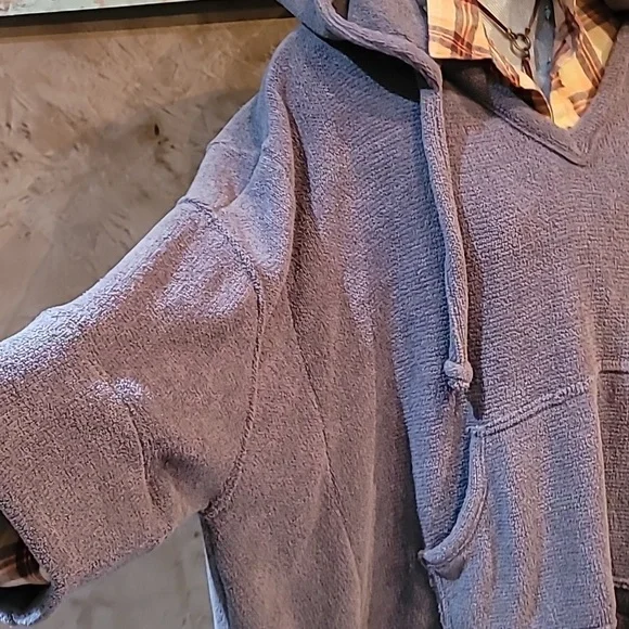 Free People Beach Cozy Taupe Hoodie OSFM - Picture 2 of 9